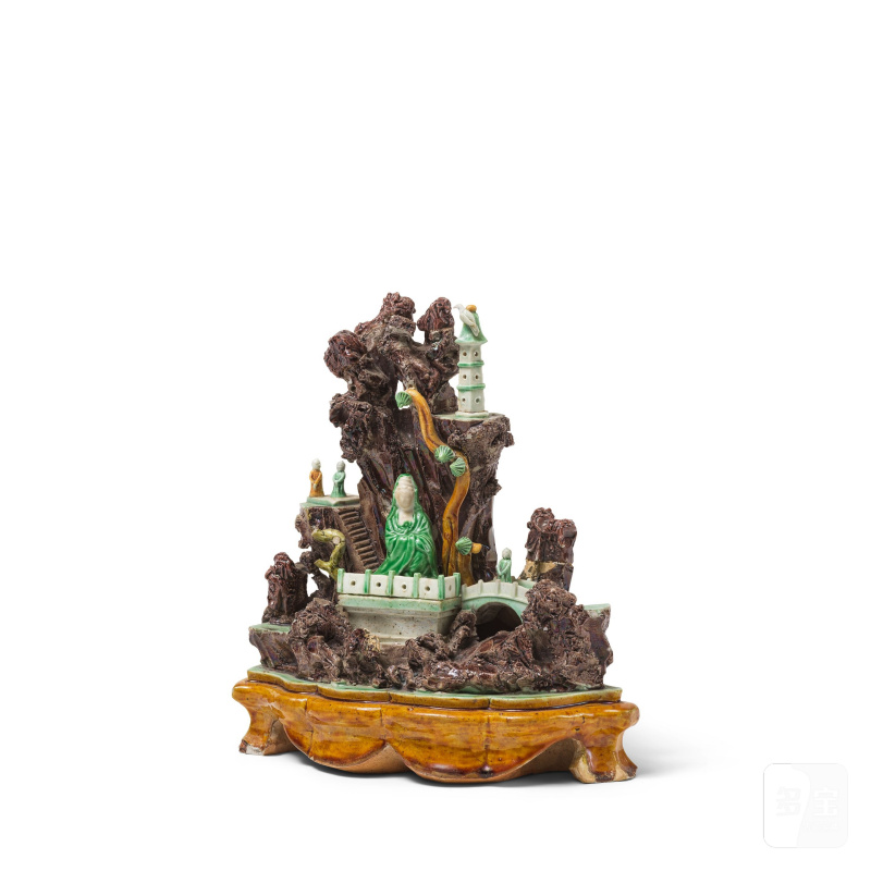 清康熙 素三彩觀音山子 | RARE GROTTE EN BISCUIT ÉMAILLÉ JAUNE, VERT ET AUBERGINE - 图10